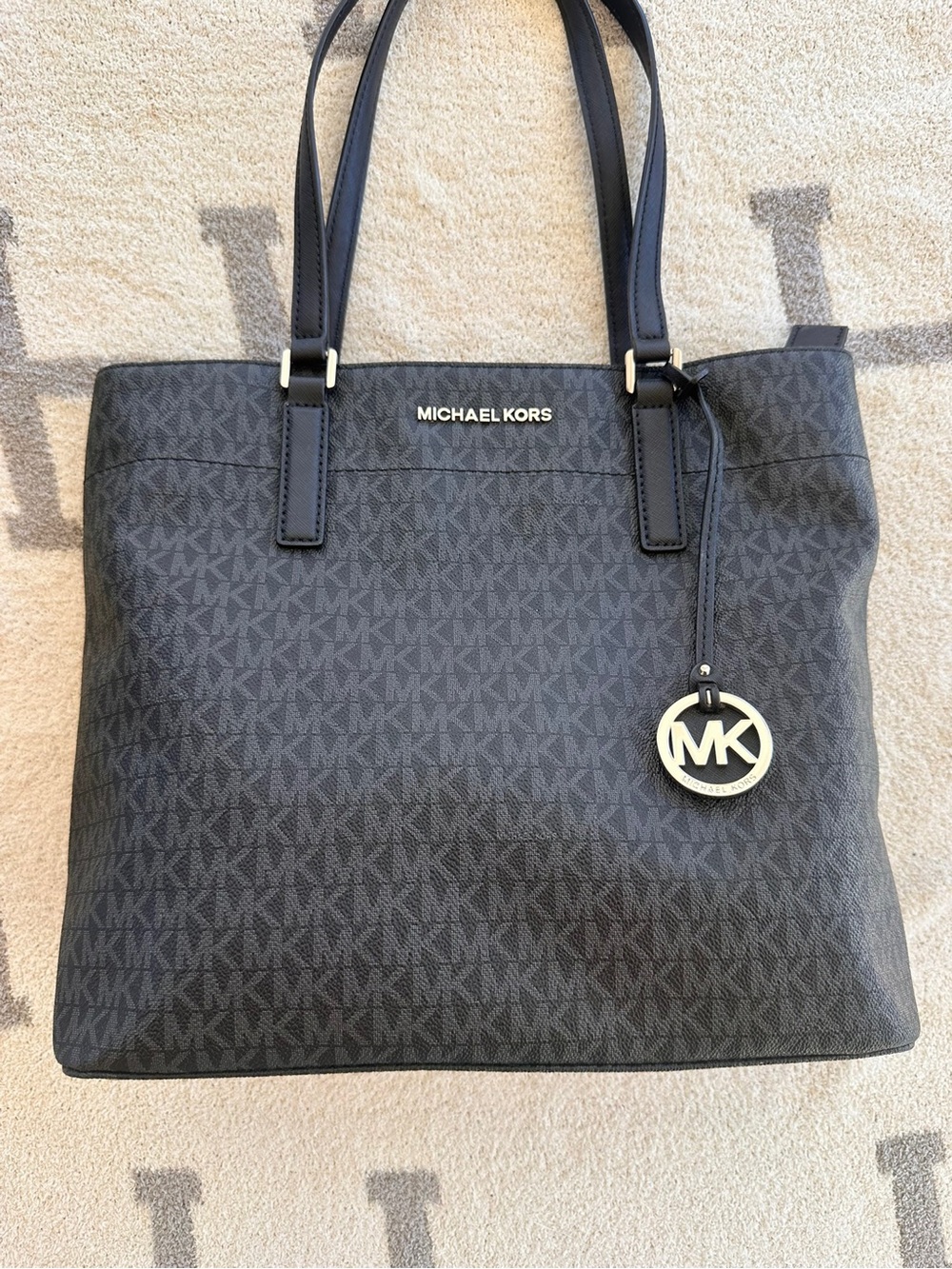 Large Michael Kors tote